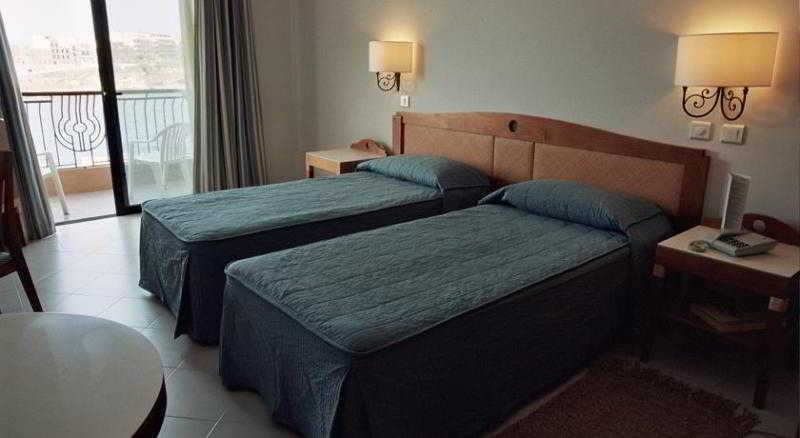 Hotel Calypso Marsalforn Luaran gambar