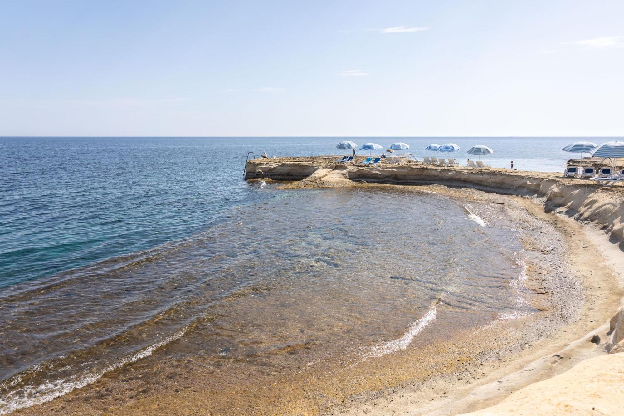 Hotel Calypso Marsalforn Luaran gambar